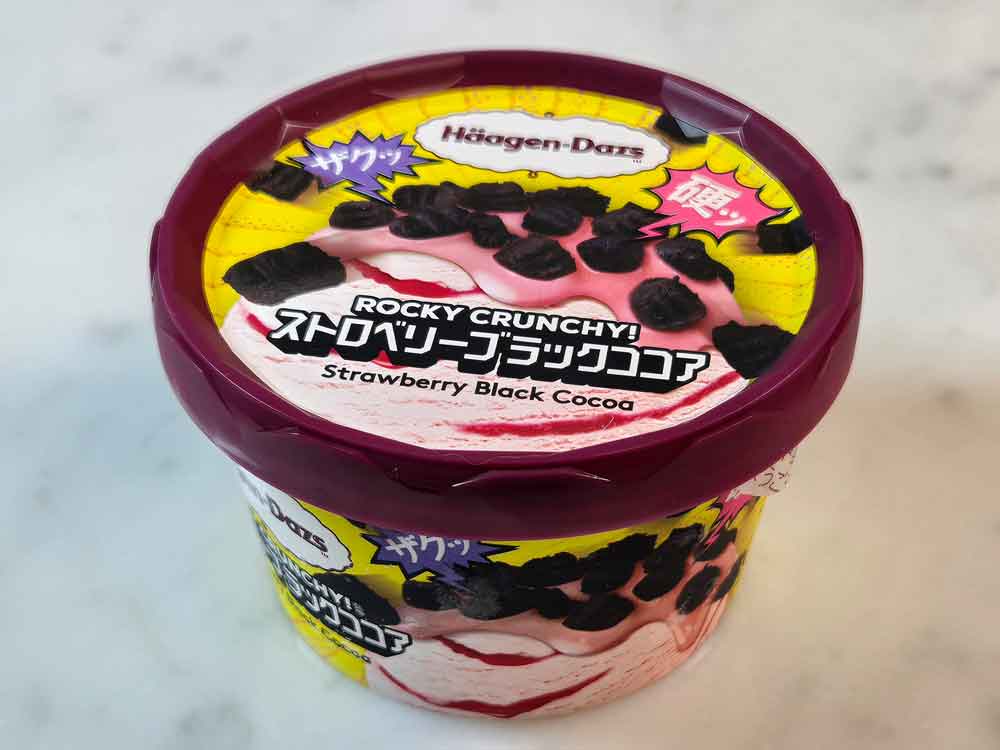 ハーゲンダッツ ROCKY CRUNCHY ストロベリーブラックココア パッケージ"